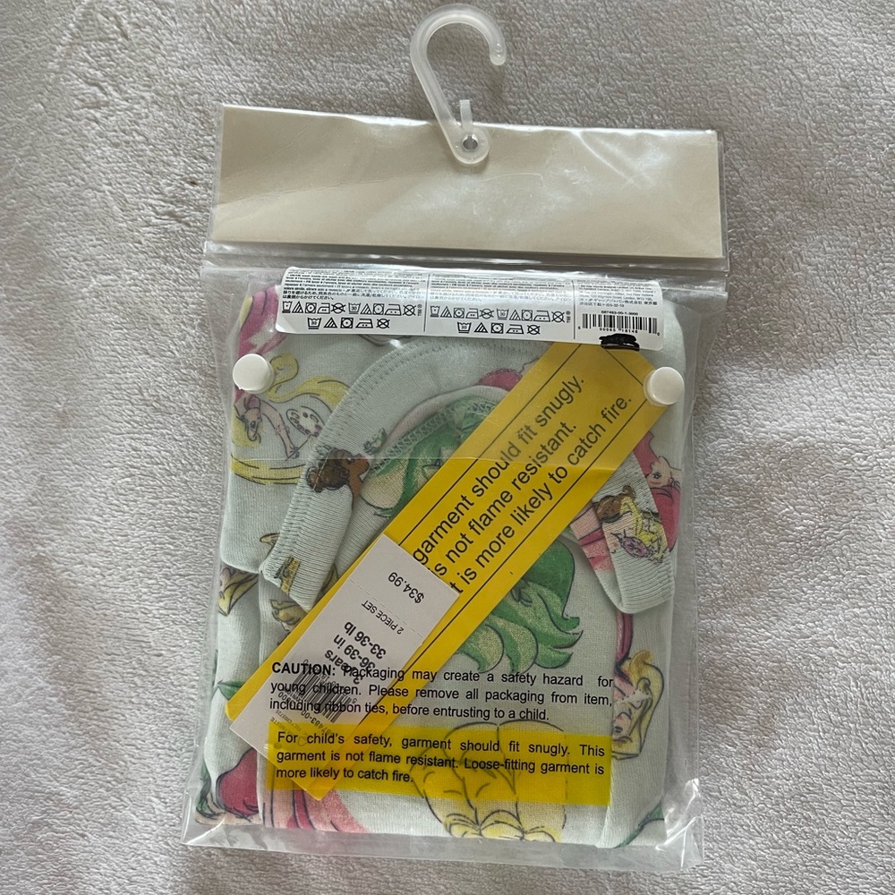 Gap disney princesses pajama set